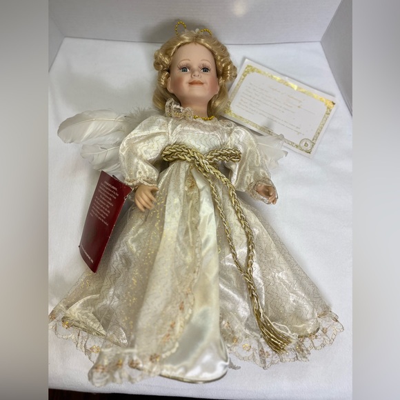Top Source Gift of Time Vintage Collectable Porcelain Angel Doll Alexandra - Picture 10 of 16